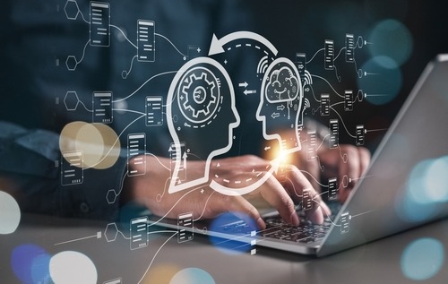Spotlight on Prompting – What Is The Role of a Prompt Engineer?