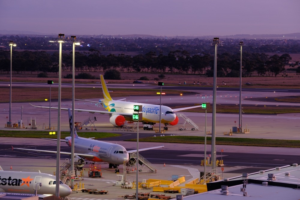 Get ready to bid as Melbourne's $3 billion runway gets the green light
