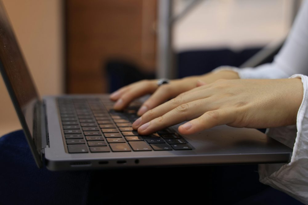 AI Hallucination & How Can Proposal Teams Reduce Risk