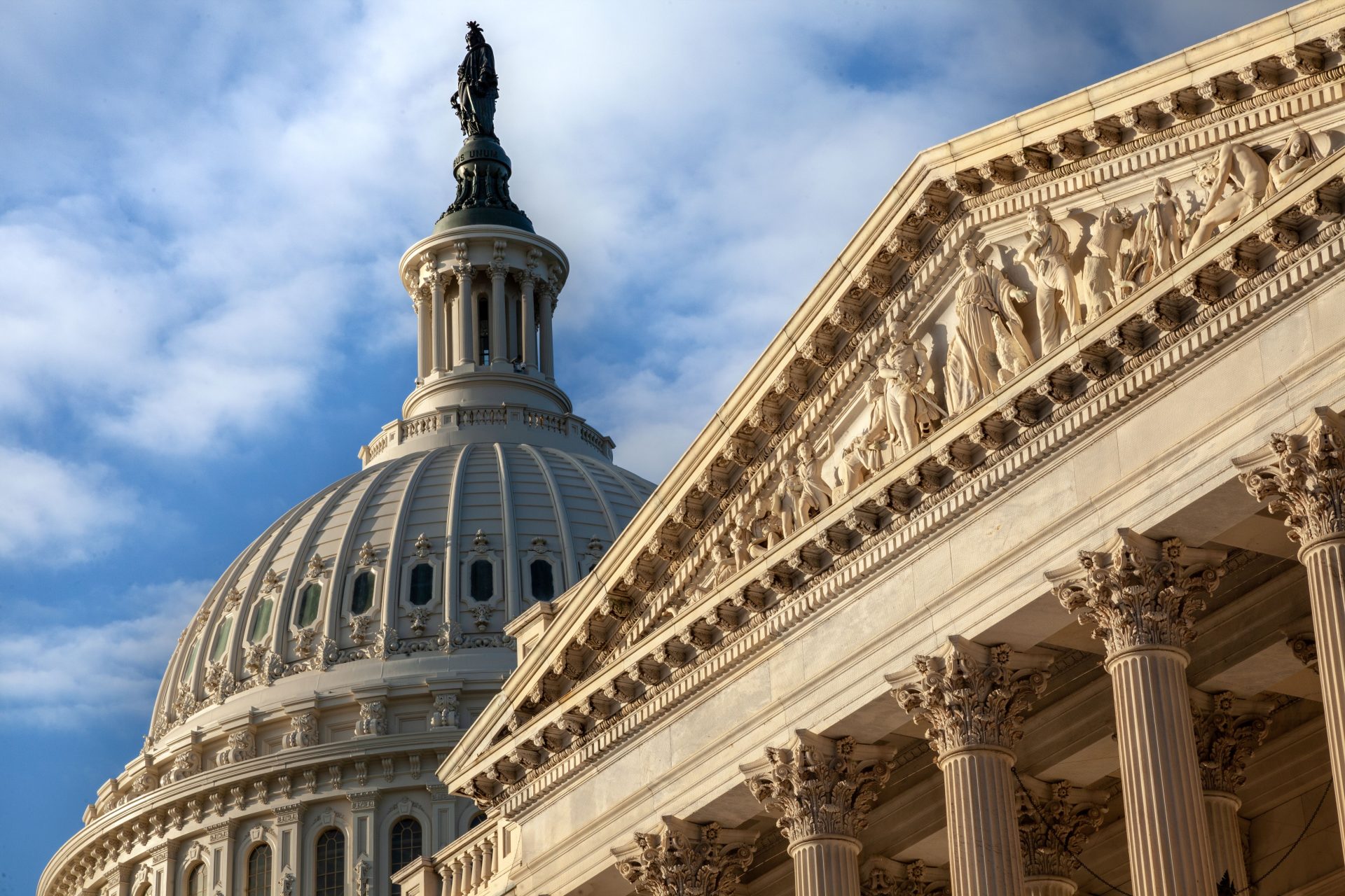 u-s-capitol-closeup-of-base-relief-and-dome-with-2026-03-18-13-09-42-utc